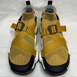 Chaco Womens ZRonin Slip on Sneakers